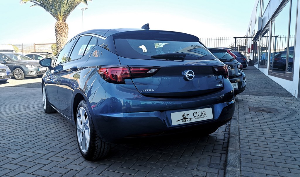 Varias unidades de Opel Astra Astra 5p Dynam 1.4t 150cv Mt6 en Gran Canaria incorporado el 18/07/2024